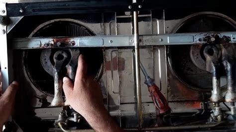 automatic gas stove flame problem